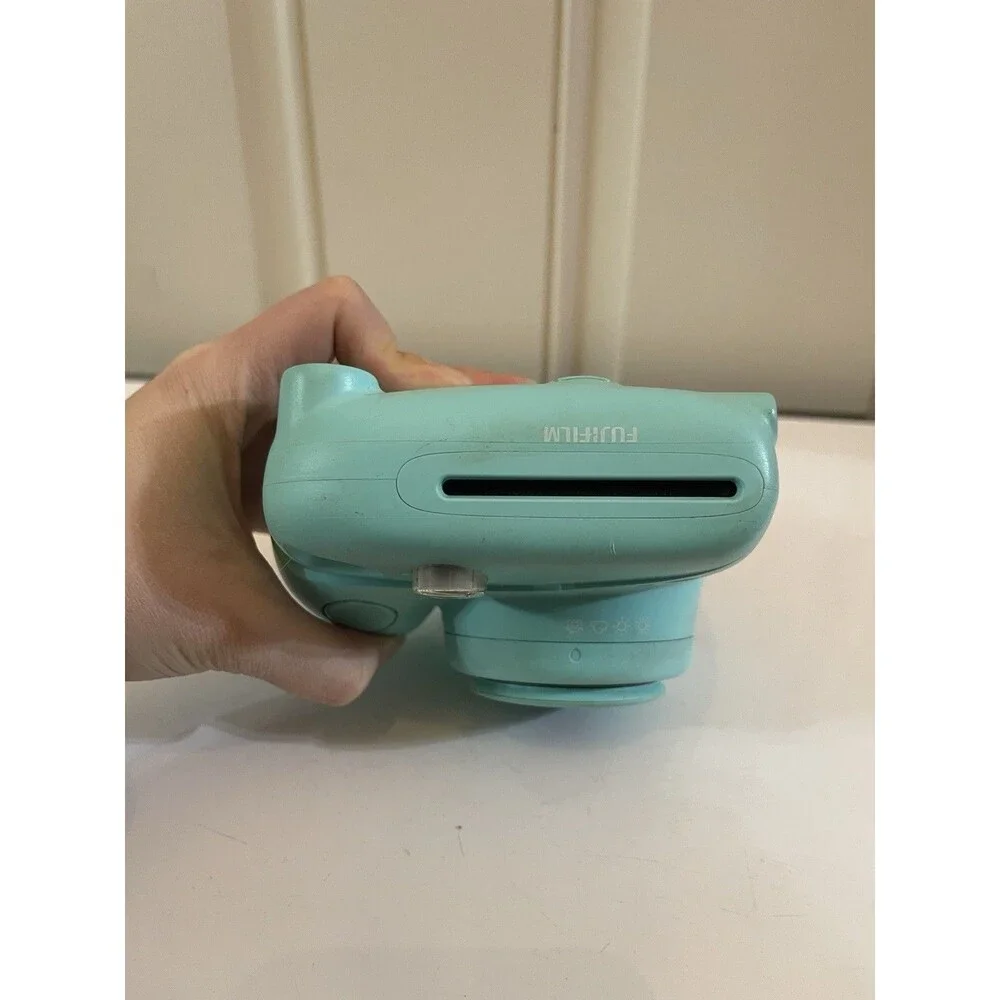Fujifilm Instax Mini 7 Plus Seafoam Green Camera Instant Camera WORKS TESTED